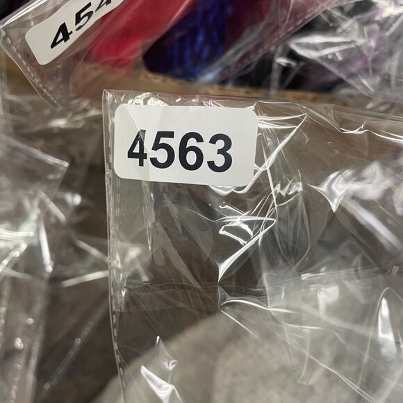 Liz Claiborne Womens White Sleeveless Top With Front Tie Detail Size L - Picture 9 of 10